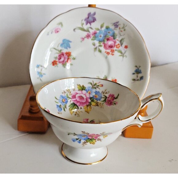 Vintage Hammersley & Co. England Teacup and Saucer Set Floral C1489 - Picture 1 of 15